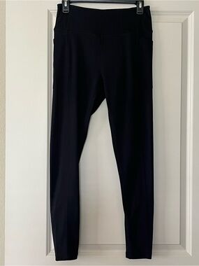 Victoria’s Secret Essential Leggings